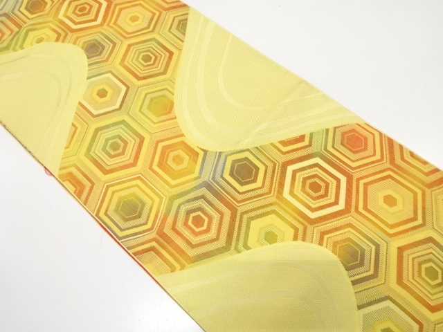 流水に重ね亀甲模様織り出し　名古屋帯